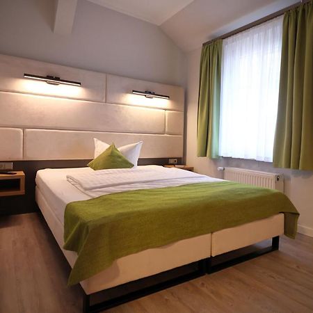 Hotel Und Restaurant Kranichsberg Woltersdorf  ภายนอก รูปภาพ