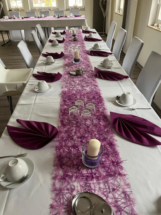 Hotel Und Restaurant Kranichsberg Woltersdorf  ภายนอก รูปภาพ