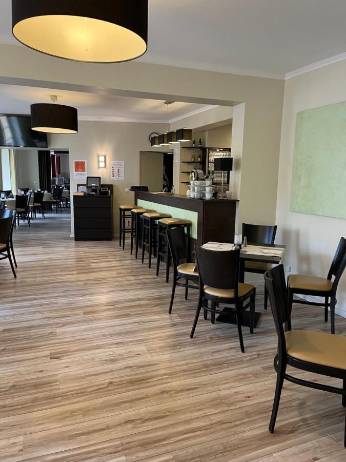 Hotel Und Restaurant Kranichsberg Woltersdorf  ภายนอก รูปภาพ