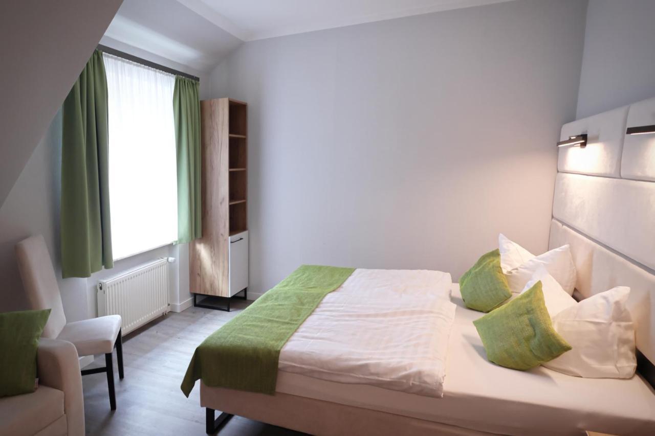 Hotel Und Restaurant Kranichsberg Woltersdorf  ภายนอก รูปภาพ